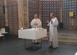 Mše v kostele Svaté Rodiny