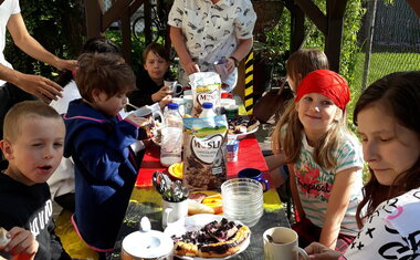 Snídaně v klubovně