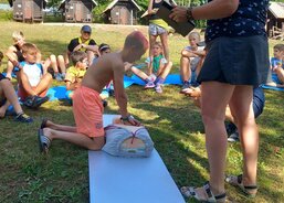 Tim resuscituje "Andulu" pod bedlivým dohledem Radky