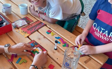 Hra Ubongo a vysmátý Daneček