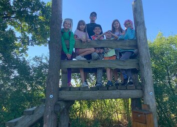 Výtvarka na výletě - tentokrát za poznáním do Chotýčan