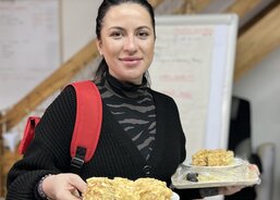 Alona se s kolegy rozloučila sladce :)